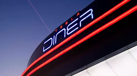 Schlangen, reduzierte Speisekarte und Chaos: Was stimmt nicht mit dem Tesla Diner
