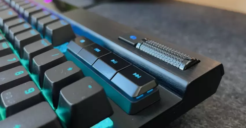 Corsair K70 RGB PRO Mechanische Tastatur für Büro