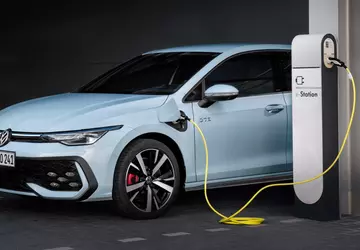 Plug-in-Hybride übertreffen Dieselautos erstmals im Verkauf ...