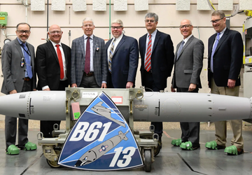 Die USA schaffen eine neue B61-13 ...