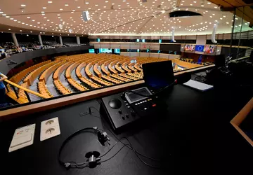 EU nutzt künstliche Intelligenz, um offizielle ...