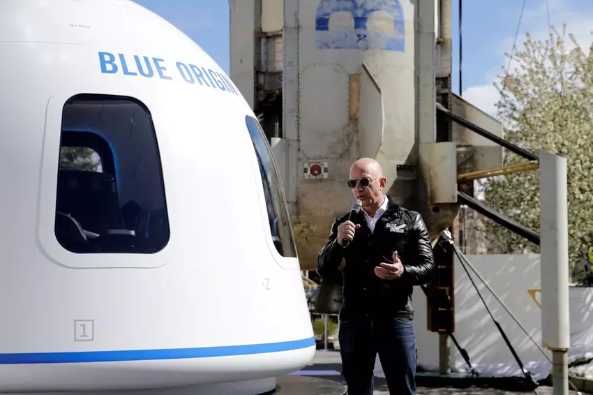 Jeff Bezos' Blue Origin verklagt die NASA im Streit um den Mondvertrag