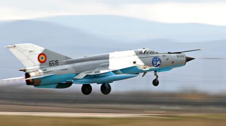 Indien verschiebt die Ausmusterung der seit den 1960er Jahren im Einsatz befindlichen MiG-21-Kampfflugzeuge aufgrund von Verzögerungen bei der Produktion seines Tejas