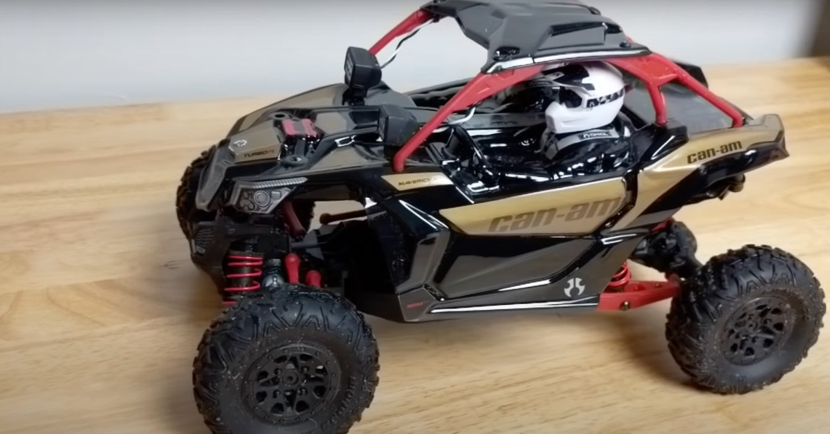 1:18 AXIAL JR. CAN-AM YETI MAVERICK X3 rc car unter 200