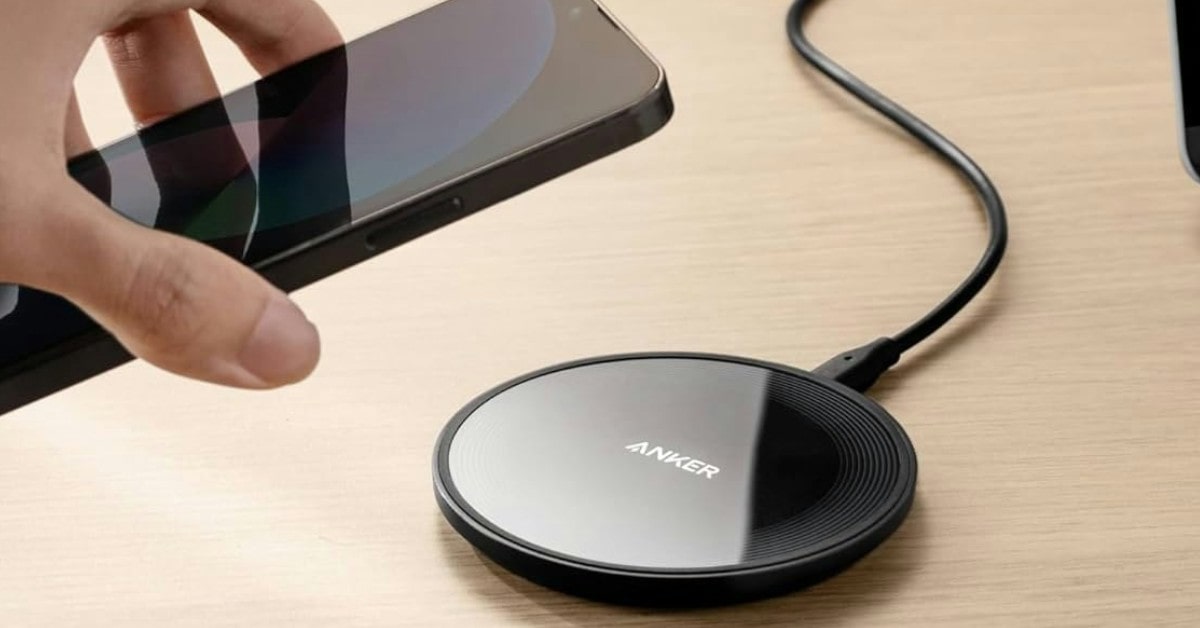 Anker 315 drahtloses Ladegerät, das mit otterbox defender funktioniert