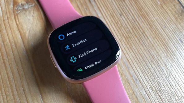 Versa 4 gegen Active 2