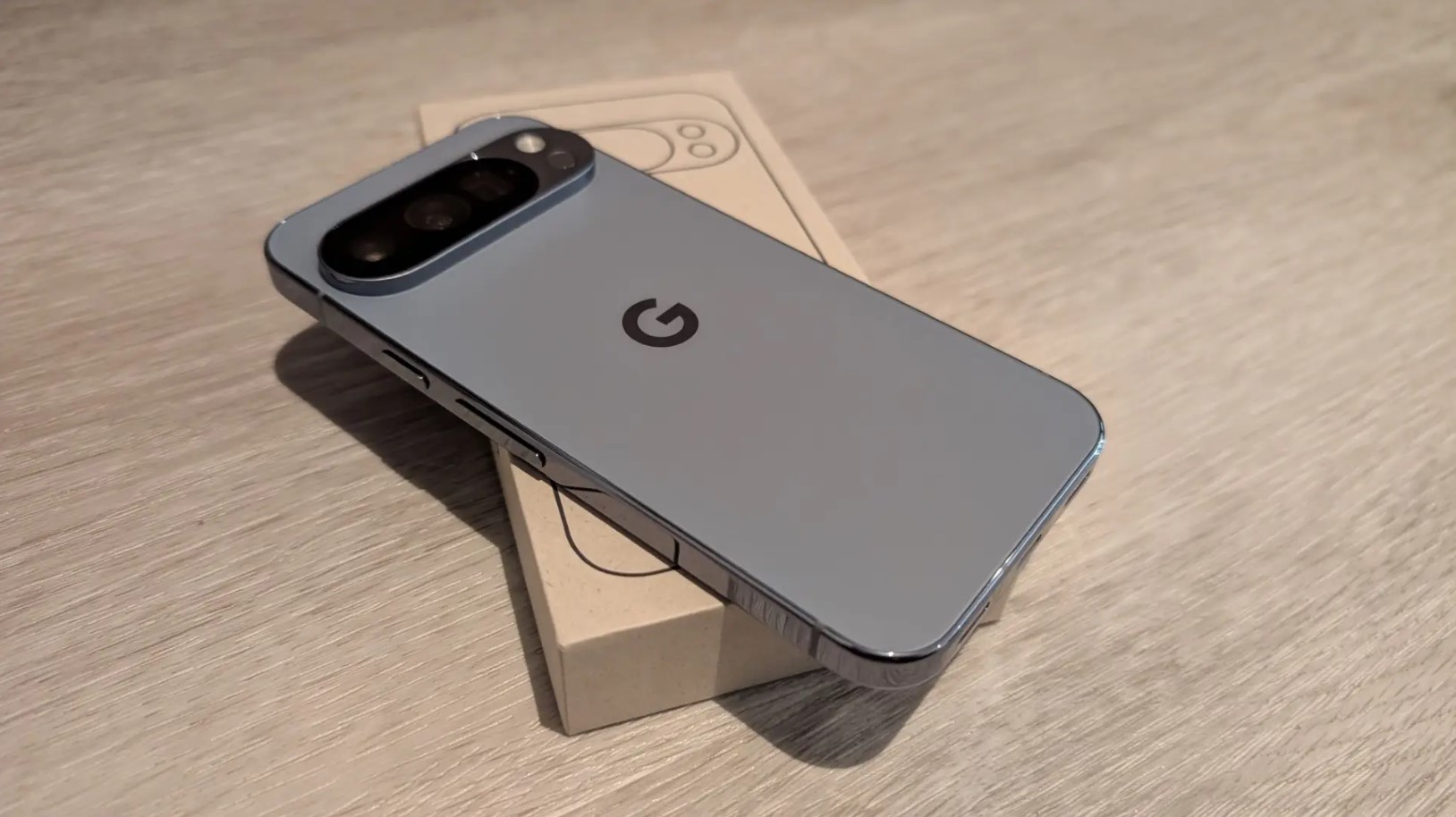 Pixel 10 Pro vs. Pixel 10 Pro XL