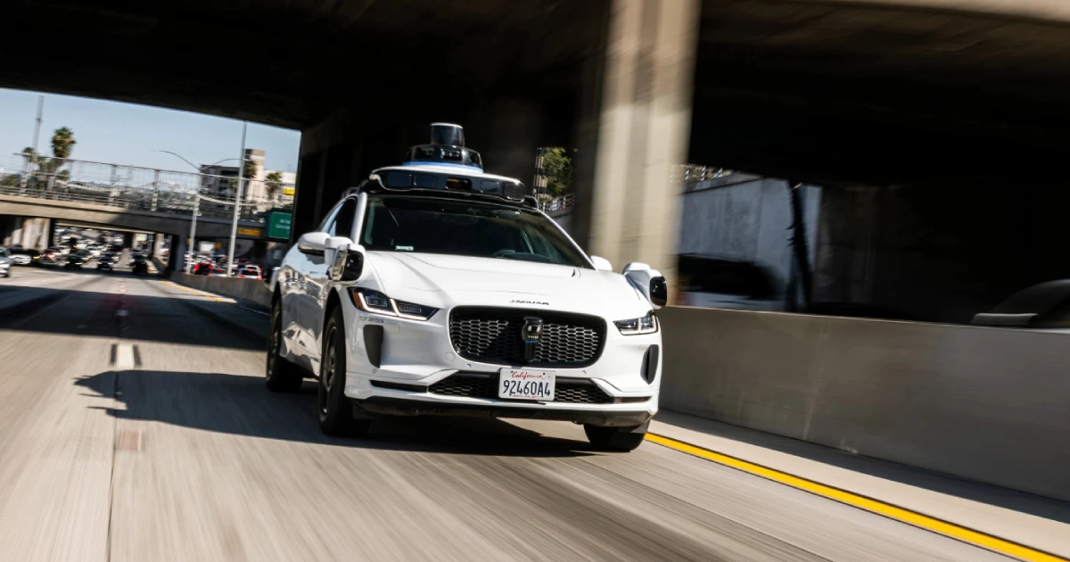 Test des autonomen Jaguar I-Pace von Waymo: Die Zukunft ist bereits auf der Autobahn