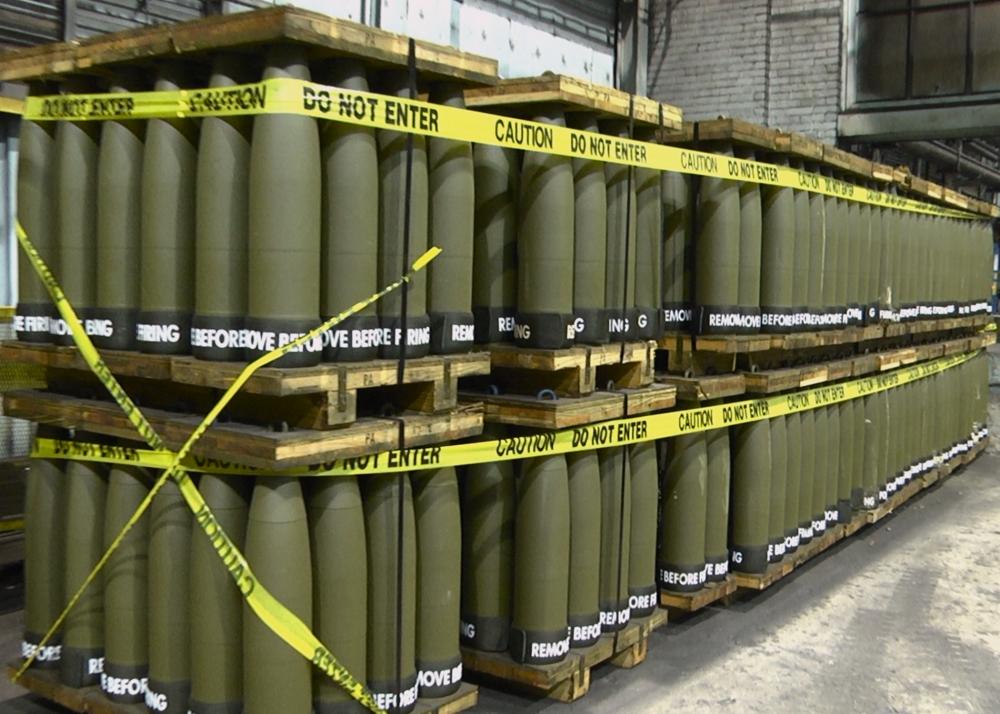 Überprüfung der 155-mm-Munition: Design und Funktion Beeindruckende Illustrationen von 155-mm-Munition: alles, was Sie wissen müssen