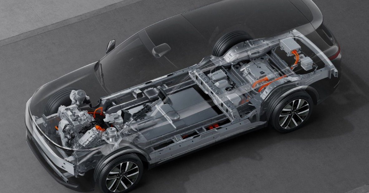 Beste Lösungen für Hybride: Eine ausführliche Studie des Li Auto L9 Ein Innenblick: Die luxuriöse Ästhetik des Li Auto L9 Premium SUV