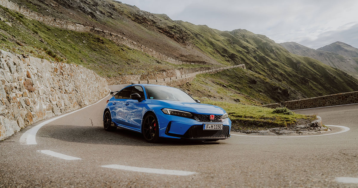 Testfahrt in der Höhe: Honda Civic Type R (FL5) auf den Serpentinen des Stelvio