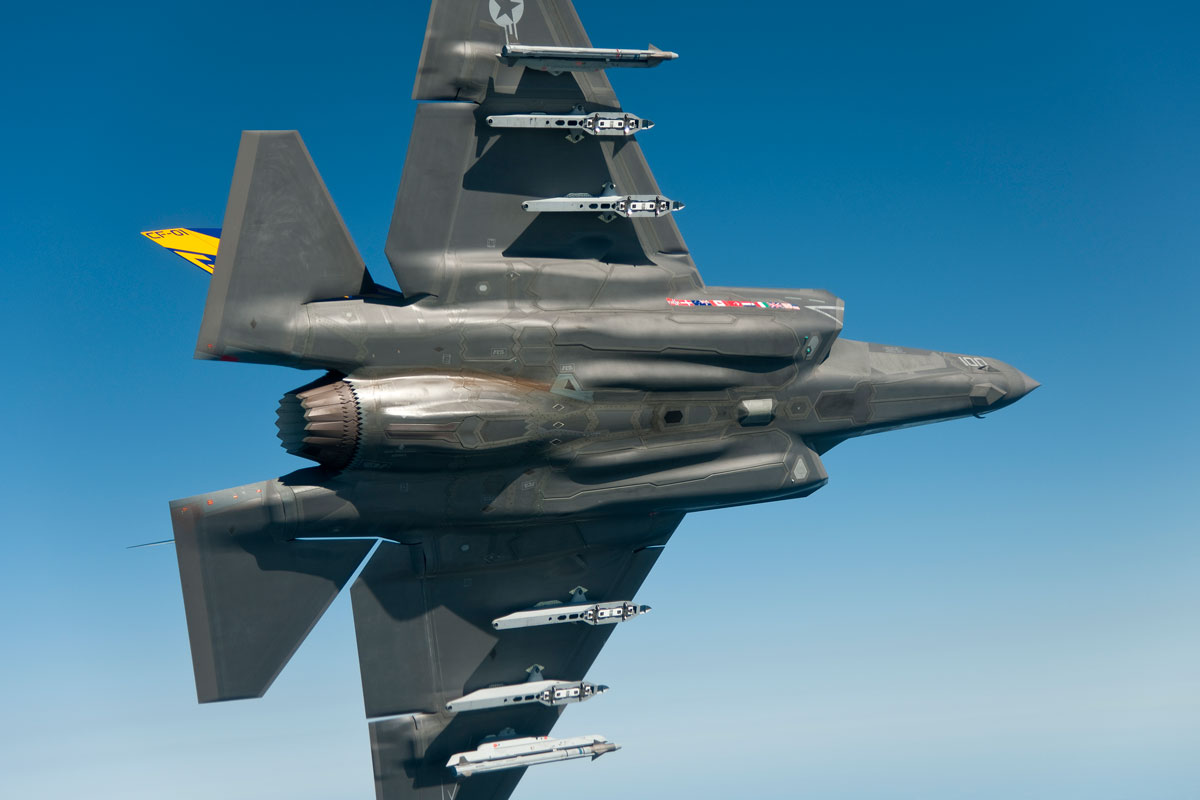 F-35C Lightning II testet erfolgreich die neue StormBreaker-Lenkbombe, bei der es keine Interferenzen gibt F-35C Lightning II testet erfolgreich die neue StormBreaker-Lenkbombe, bei der es keine Interferenzen gibt