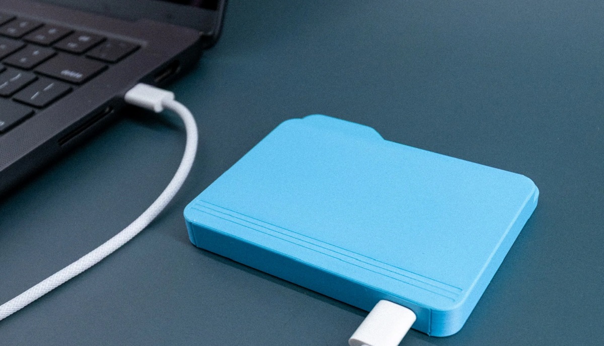 Die Speicherrevolution: Lernen Sie FolderDrive kennen Das bahnbrechende FolderDrive USB-Laufwerk: wenn Technologie auf Dateiverwaltung trifft