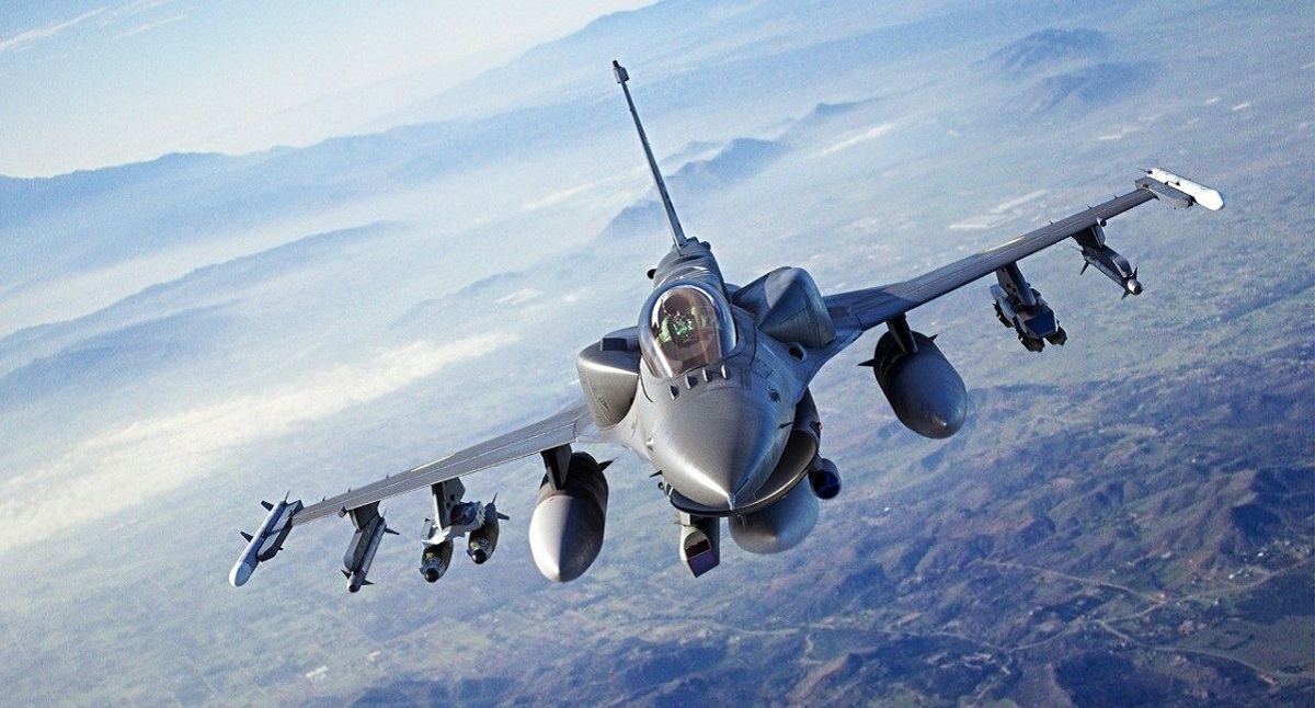 F-16 Fighting Falcon: Wie moderne Technik den Luftkampf neu definiert Die Technik im Inneren des F-16 Fighting Falcon aufgeschlüsselt