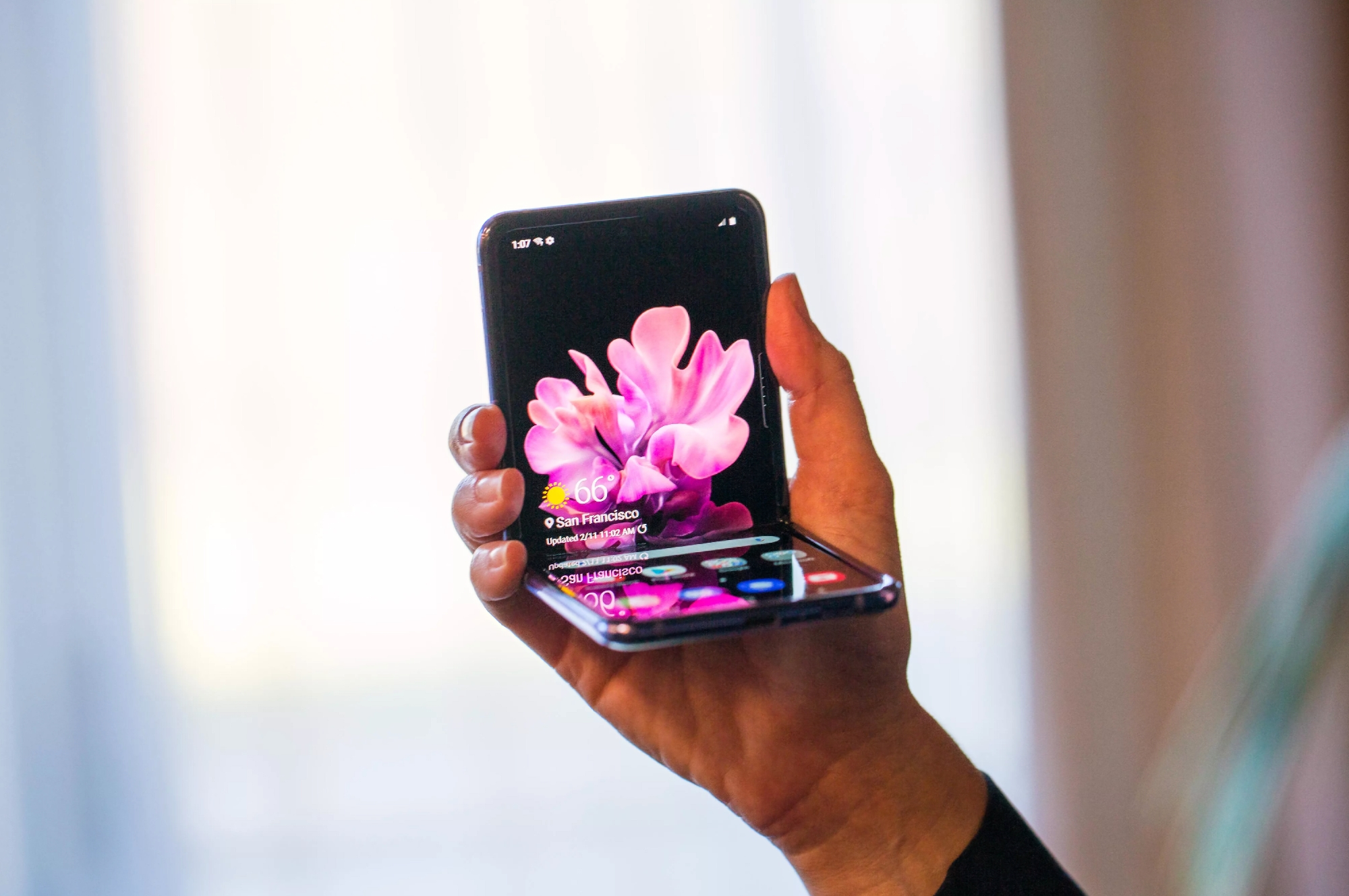 Kein Galaxy Z Flip 2: Samsungs nächstes Handy mit flexiblem Display wird als Galaxy Z Flip 3 auf den Markt kommen Kein Galaxy Z Flip 2: Samsungs nächstes Handy mit flexiblem Display wird als Galaxy Z Flip 3 auf den Markt kommen