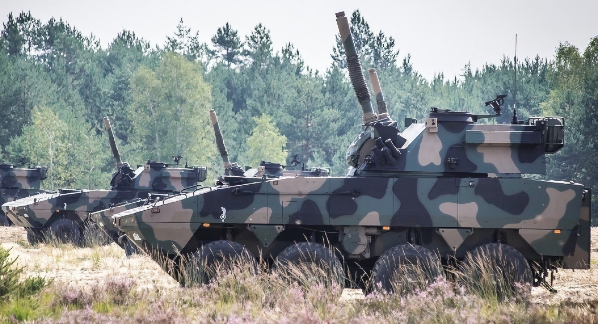 Die polnische Armee hat eine neue Charge von 120 mm Rak-Mörsern mit einer Reichweite von bis zu 12 km erhalten. Die polnische Armee hat eine neue Charge von 120 mm Rak-Mörsern mit einer Reichweite von bis zu 12 km erhalten.
