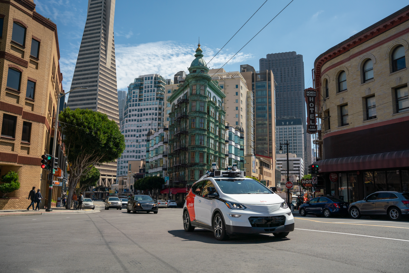 San Francisco will Genehmigungen für die Erweiterung des Robotaxi-Netzes von Cruise und Waymo prüfen San Francisco will Genehmigungen für die Erweiterung des Robotaxi-Netzes von Cruise und Waymo prüfen