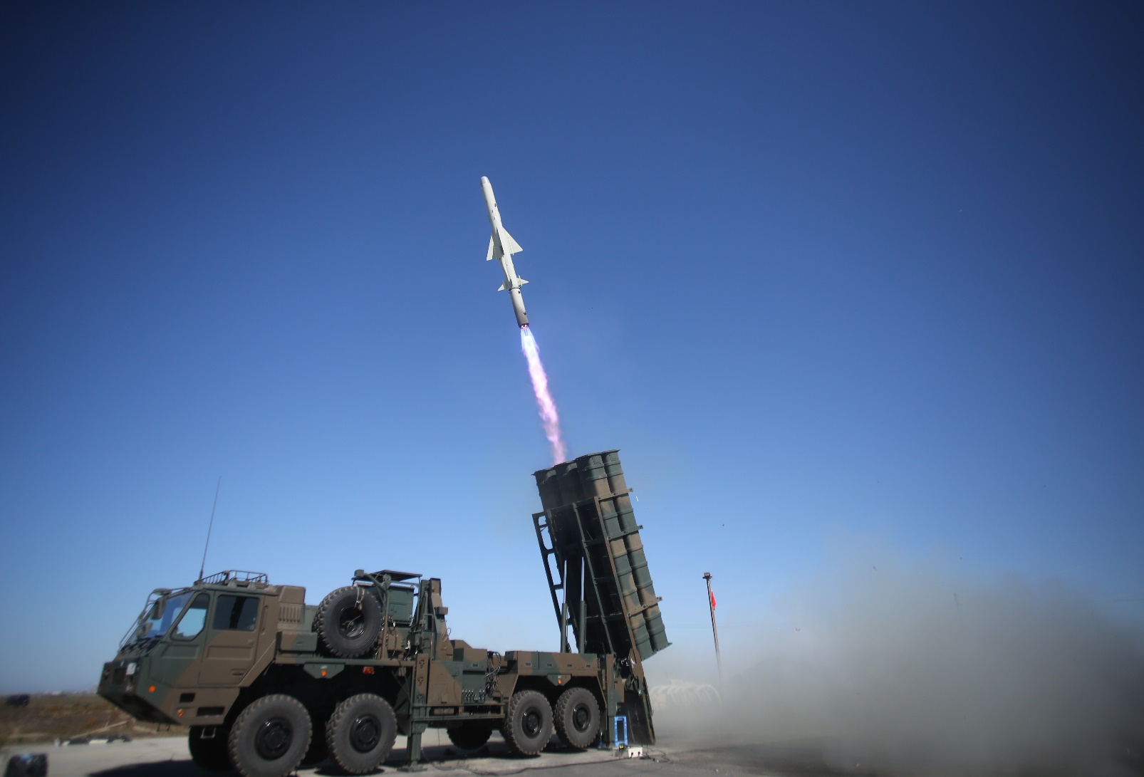 Japan wird die Stationierung verbesserter Raketen des Typs 12 mit einer Startreichweite von 1 200 km beschleunigen Japan wird die Stationierung verbesserter Raketen des Typs 12 mit einer Startreichweite von 1 200 km beschleunigen