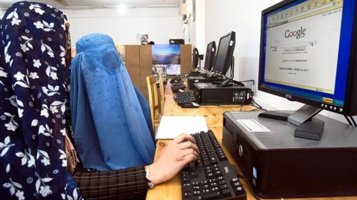 Eintauchen in die digitale Vergangenheit: wie das Internet das Leben in Afghanistan verändert hat