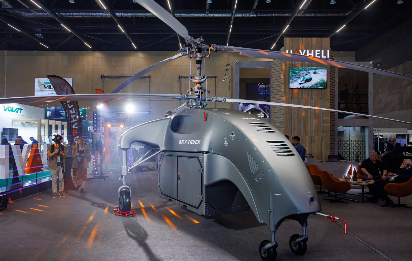 AERONOVIKS AUS BELARUS: ein inspirierender Blick auf die SKY-TRUCK-Drohne Belarussische revolutionäre Drohne SKY-TRUCK beeindruckt auf einer Ausstellung in Minsk