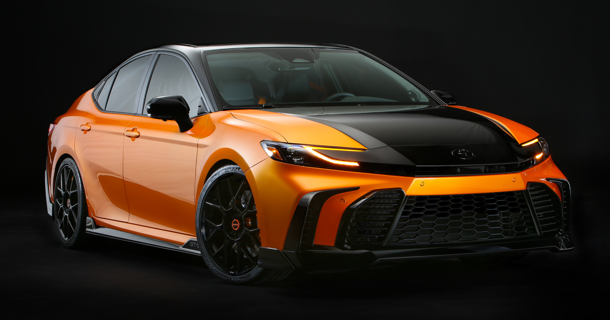 Die Zukunft enthüllt: Toyota Camry GT-S Konzept erobert die Bühne
