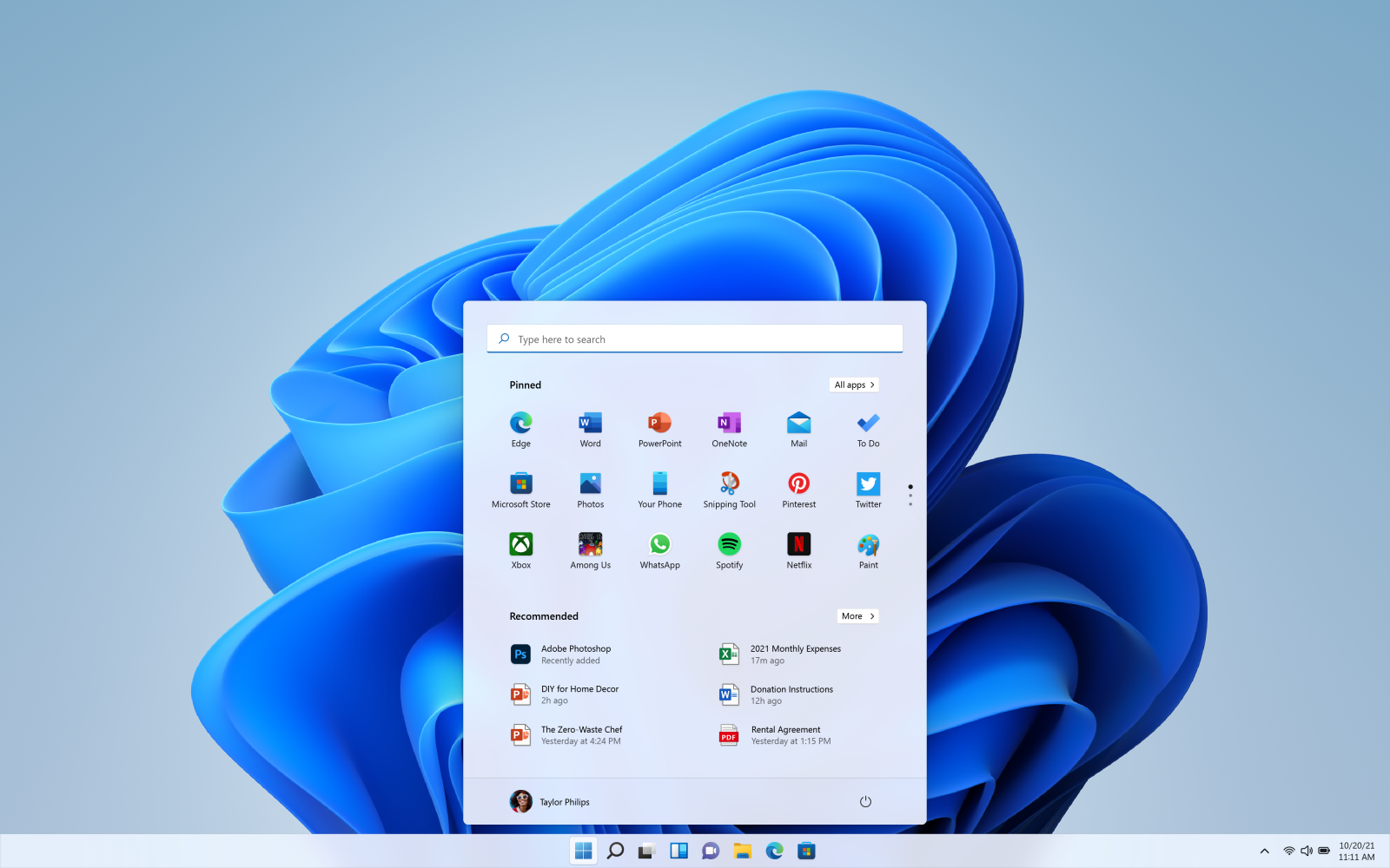 Die Legende kehrt zurück: das Startmenü auf dem Windows 11-Desktop