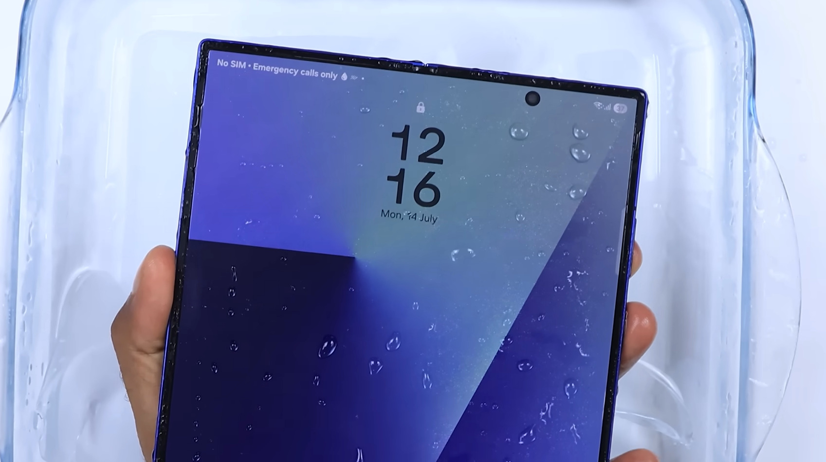 Galaxy Z Fold 7 Ausdauer-Test: Das Smartphone hat nicht enttäuscht Galaxy Z Fold 7 beweist seine Haltbarkeit in neuen Ausdauertests