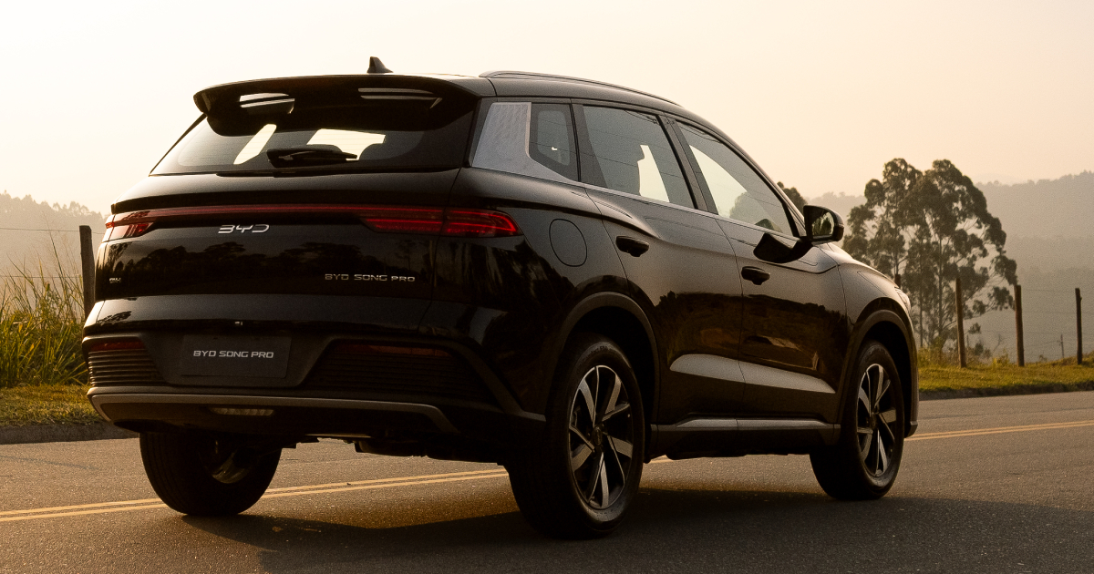 Prototyp des BYD Song Pro mit Bioethanol-Fähigkeit Prototyp des BYD Song Pro mit Bioethanol-Fähigkeit