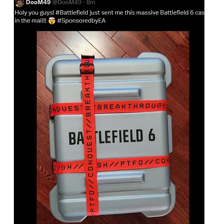 Battlefield 6 Box. Battlefield 6 Box mit Battlefield 6 Aufschrift und Band mit Spielmodus Namen