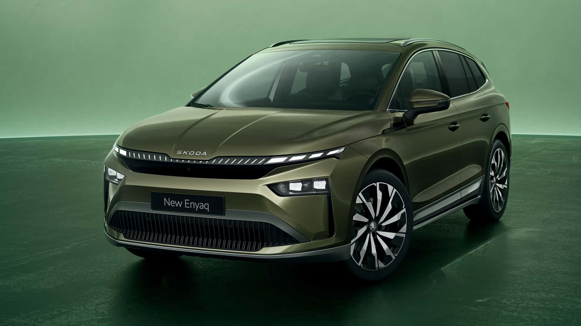 Erstes Bild des überarbeiteten Skoda Enyaq und Enyaq Coupe Erstes Bild des überarbeiteten Skoda Enyaq und Enyaq Coupe