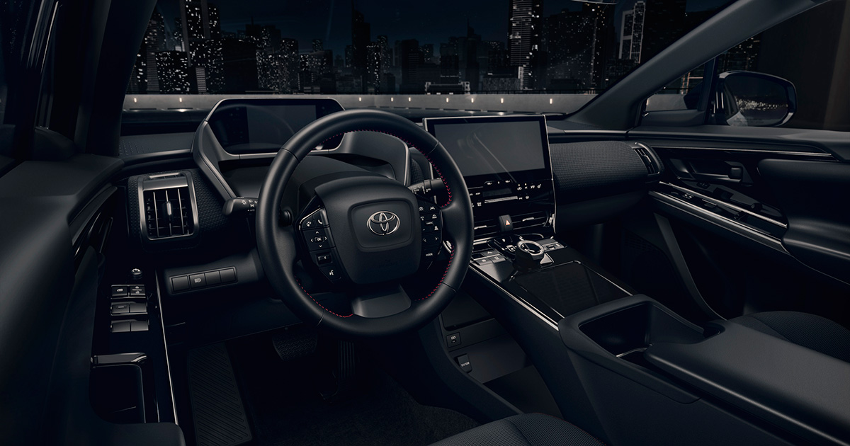 2025 Toyota bZ4X Nightshade Edition - Wind Chill Pearl - Rückansicht