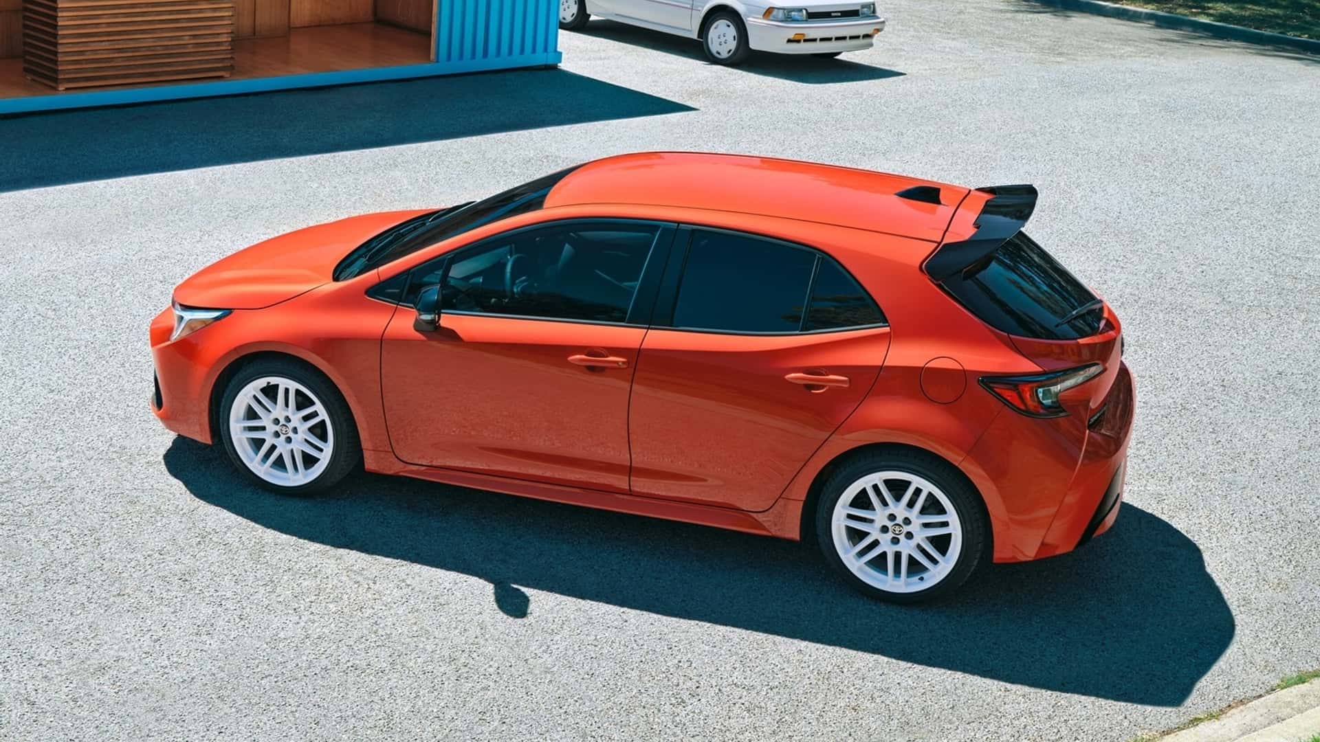 Stilvolle Räder Toyota Corolla Hatchback FX Edition Stilvolle Räder Toyota Corolla Hatchback FX Edition