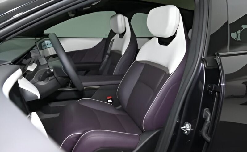 Mazda EZ-60 Innenraum