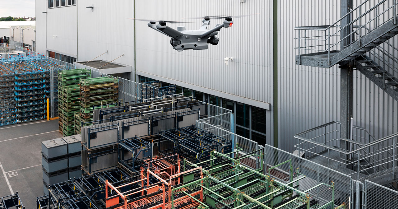 Der Aris-Roboter im Mercedes-Benz-Werk Der Aris-Roboter im Mercedes-Benz-Werk