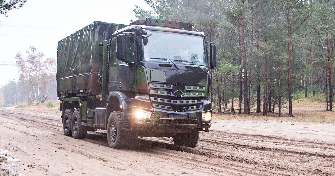 Mercedes-Benz Arocs Offroad-Militär-Lkw Mercedes-Benz Arocs Offroad-Militär-Lkw