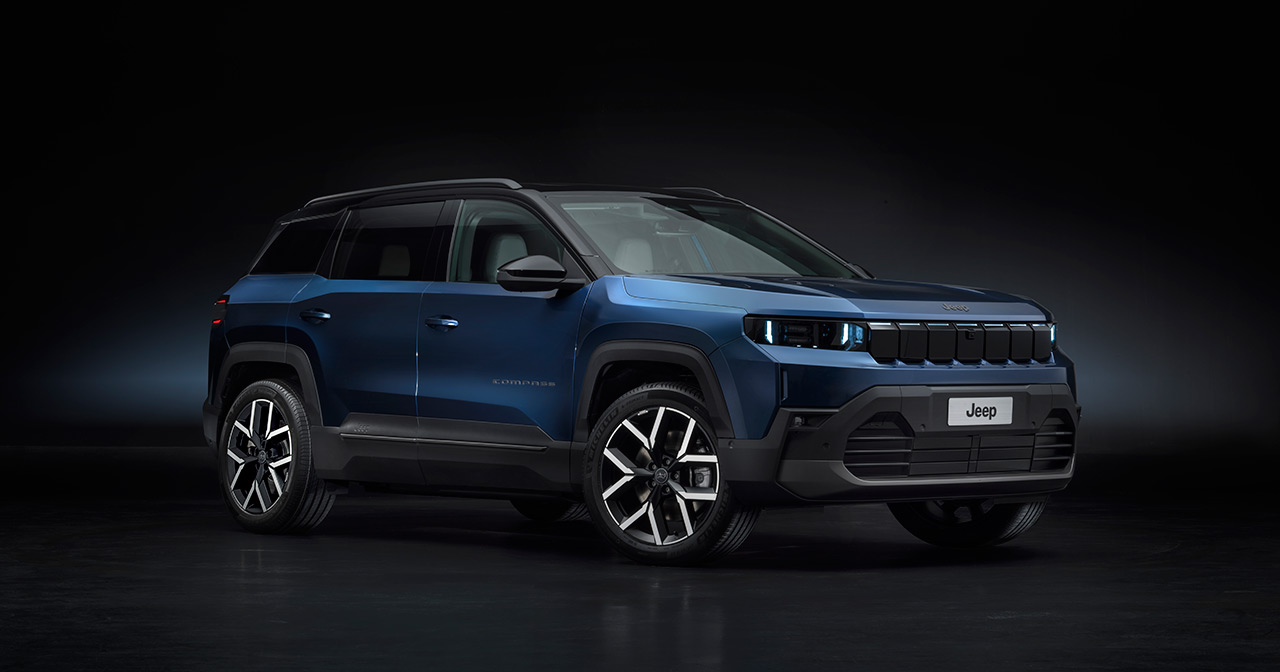 Jeep Compass 2023 hinten. Jeep Compass 2023 hinten.