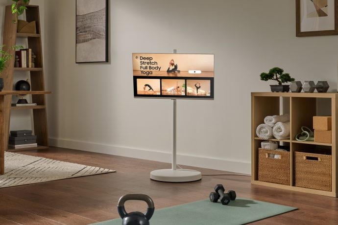 32-Zoll-Bildschirm Movingstyle M7