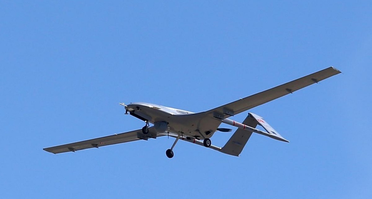 Ein neuer Rekord ukrainischer UAVs: eine der größten russischen Ölraffinerien, 1.500 km von der Grenze entfernt, wurde angegriffen Ein neuer Rekord ukrainischer UAVs: eine der größten russischen Ölraffinerien, 1.500 km von der Grenze entfernt, wurde angegriffen