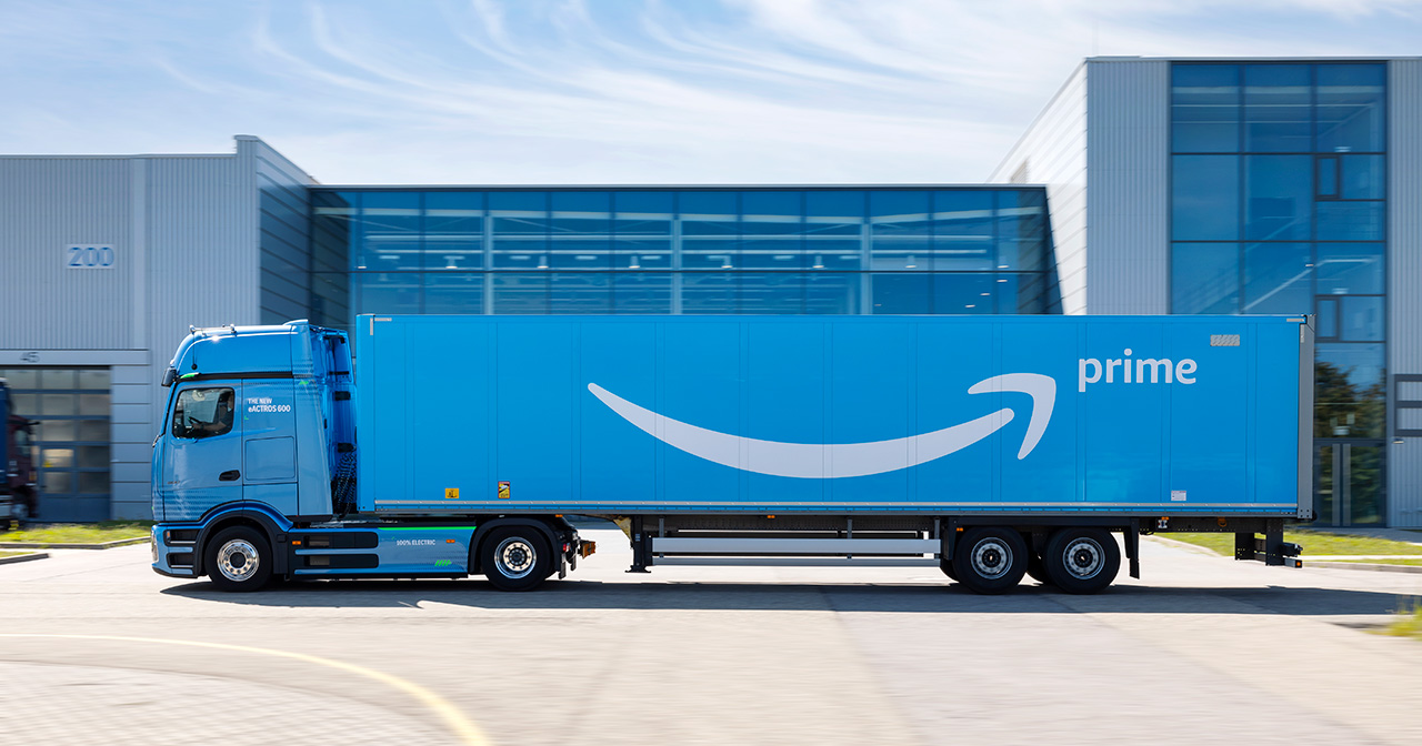 Mercedes-Benz eActros 600 in Amazon-Lackierung.