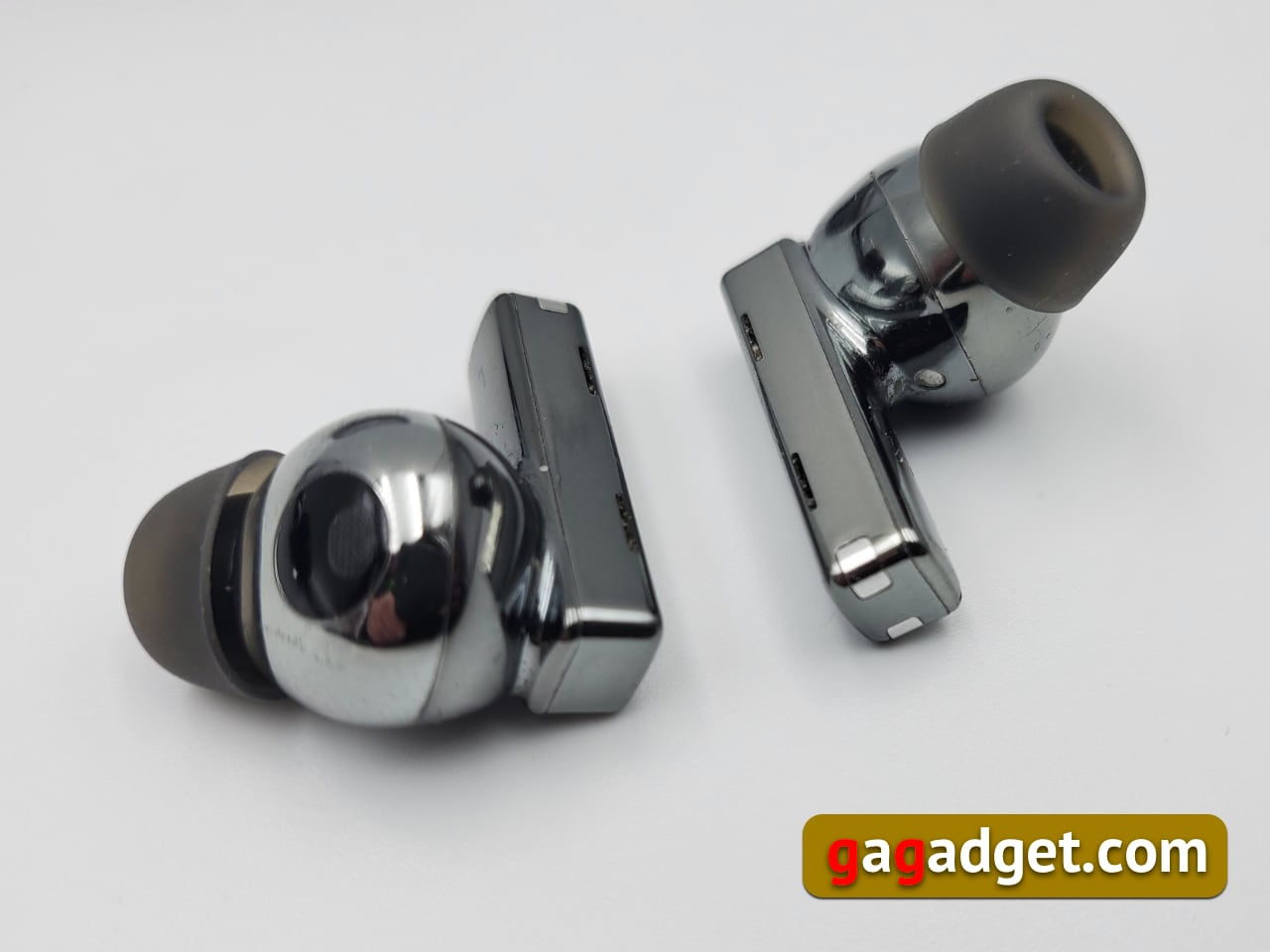 Samsung Galaxy Buds Pro vs. Huawei FeeBuds Pro. Vergleich der besten TWS-Kopfhörer des Jahres-9
