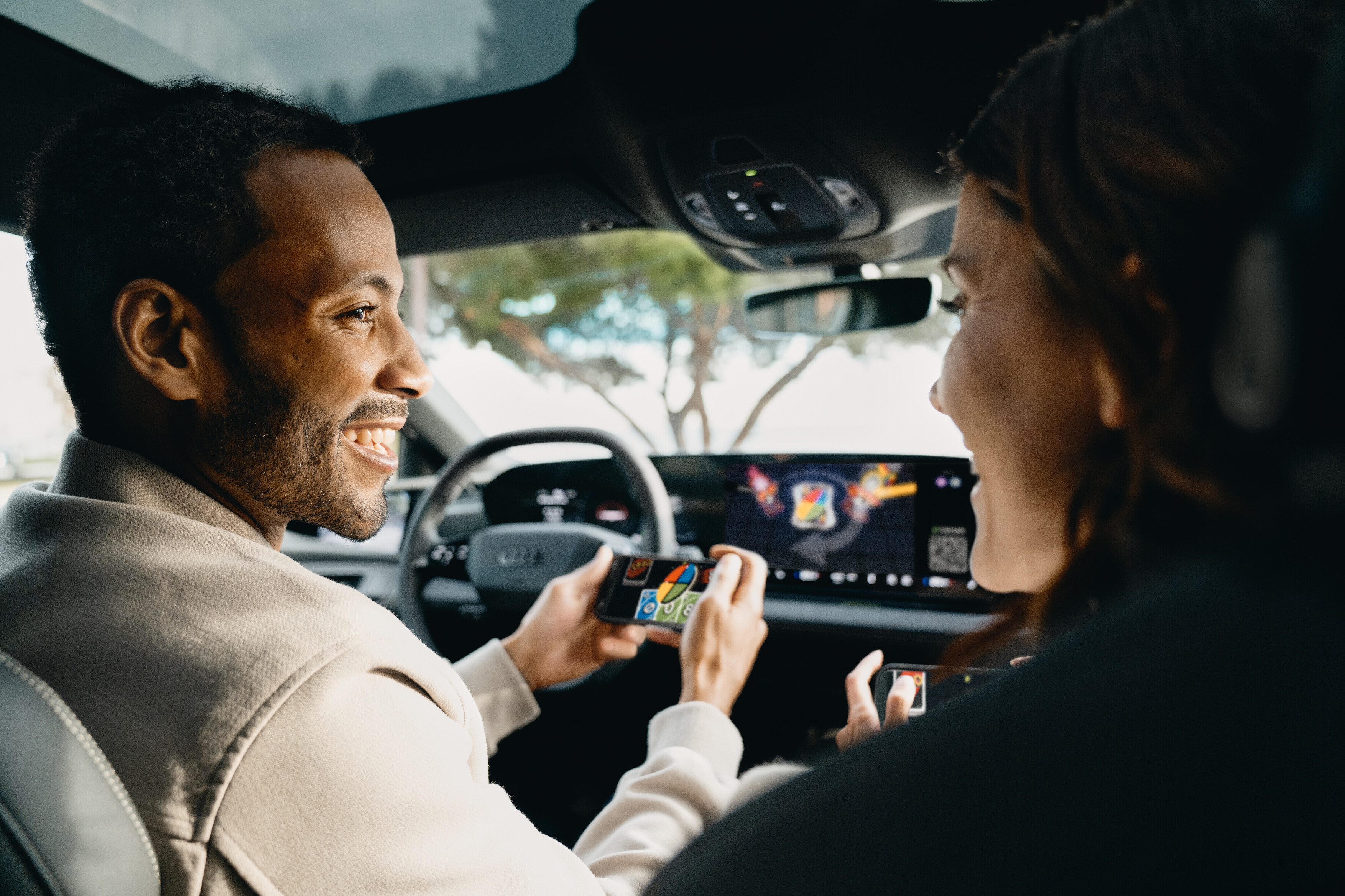 Gaming-Controller in Form von Smartphones für Audi Gaming-Controller in Form von Smartphones für Audi