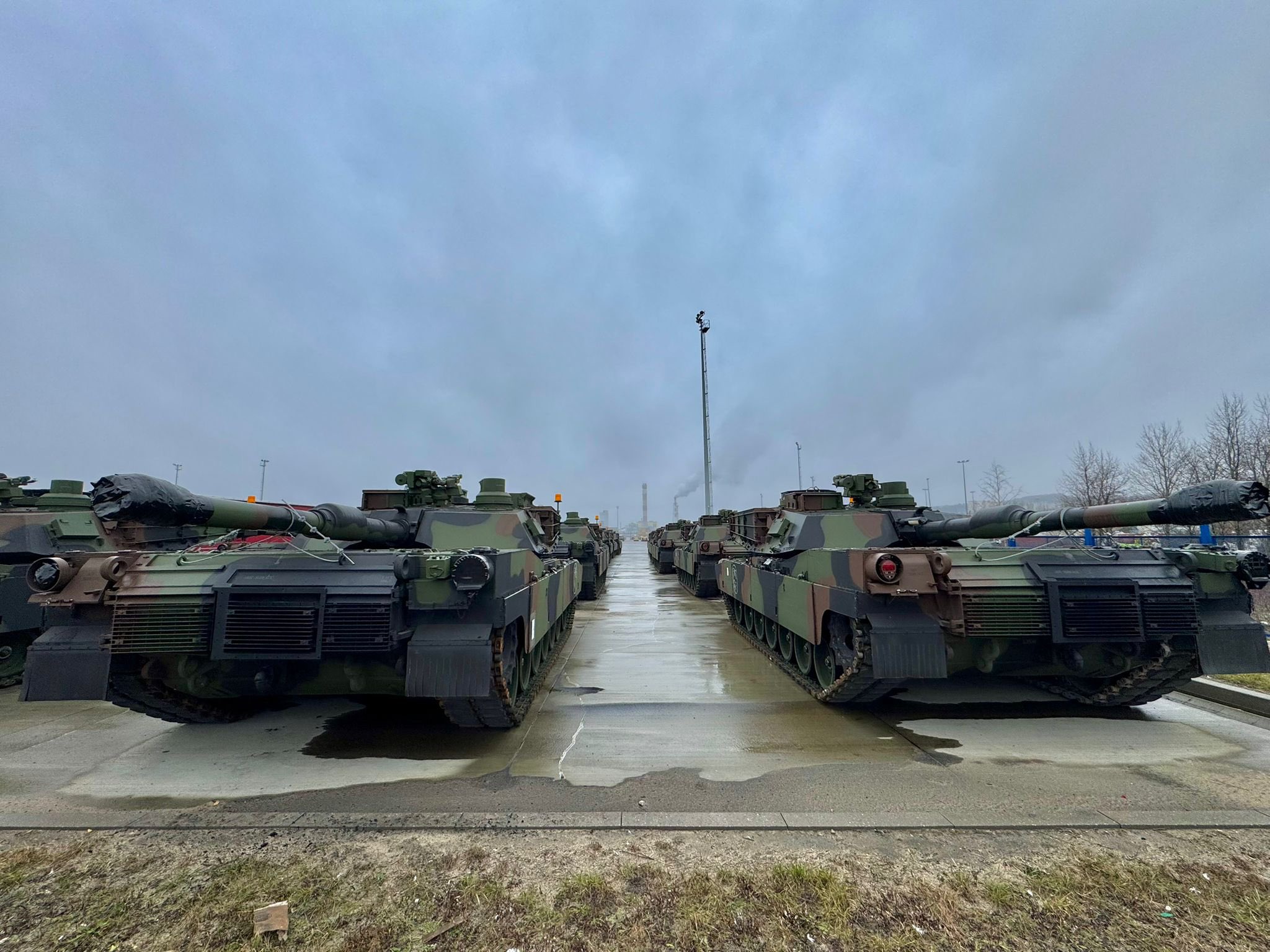 An Polen gelieferte M1A2 SEPv3 Abrams-Panzer. Illustration: Władysław Kosiniak-Kamysz