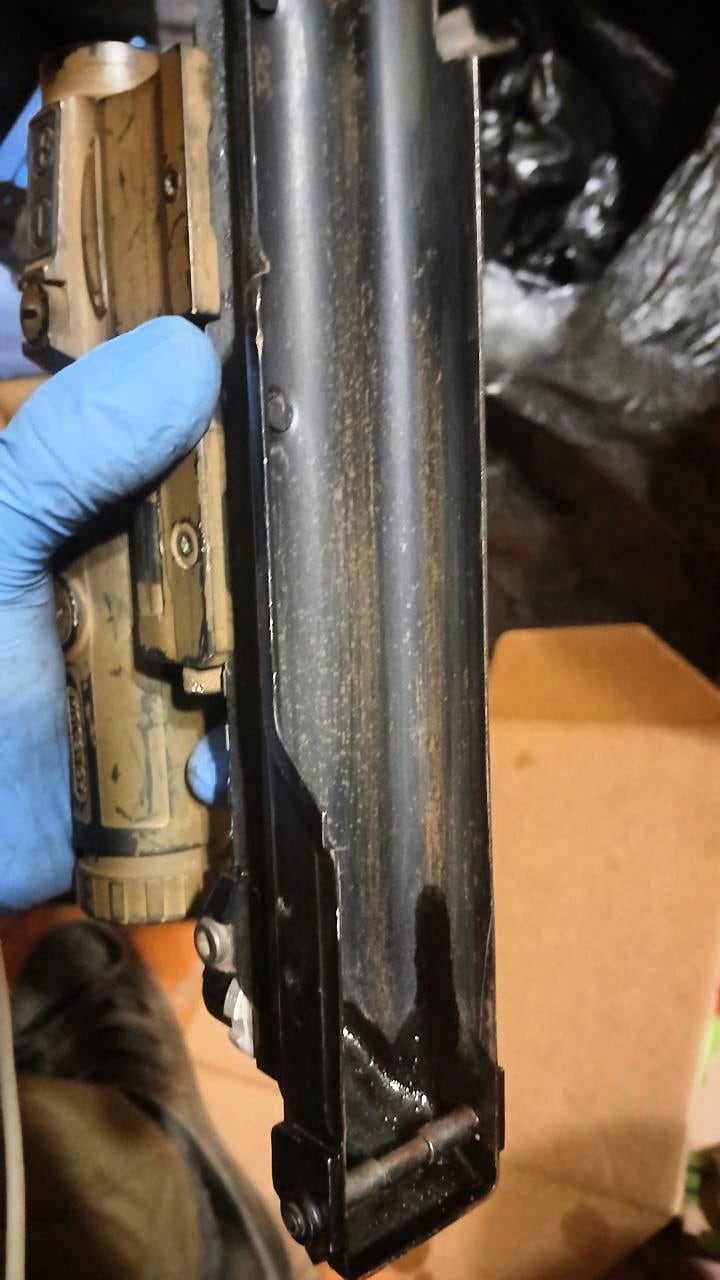 Art der Korrosion am AK-12 Sturmgewehr Art der Korrosion am AK-12 Sturmgewehr