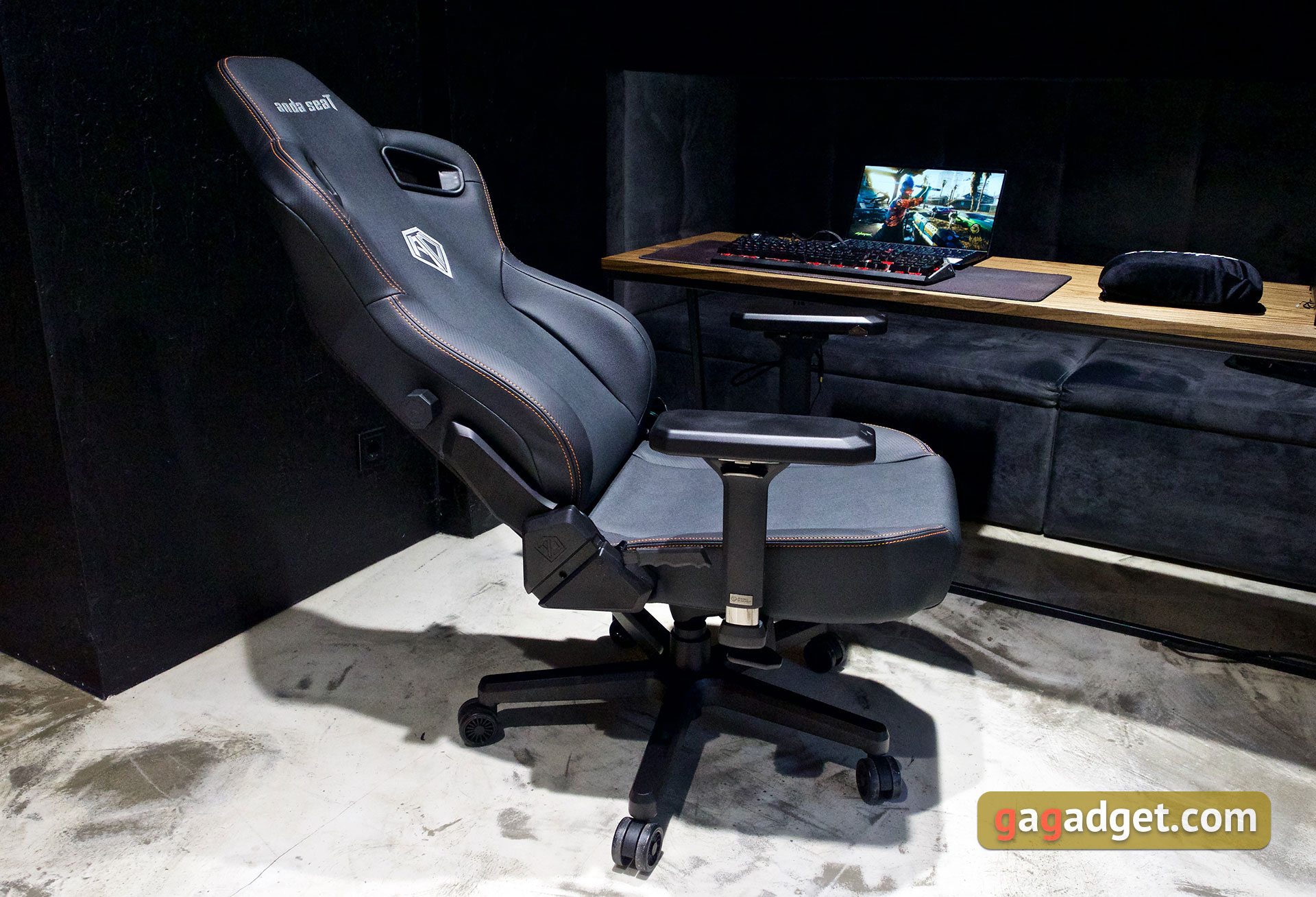 Thron zum Spielen: ein Test des Anda Seat Kaiser 3 XL-3 Thron zum Spielen: ein Test des Anda Seat Kaiser 3 XL-3