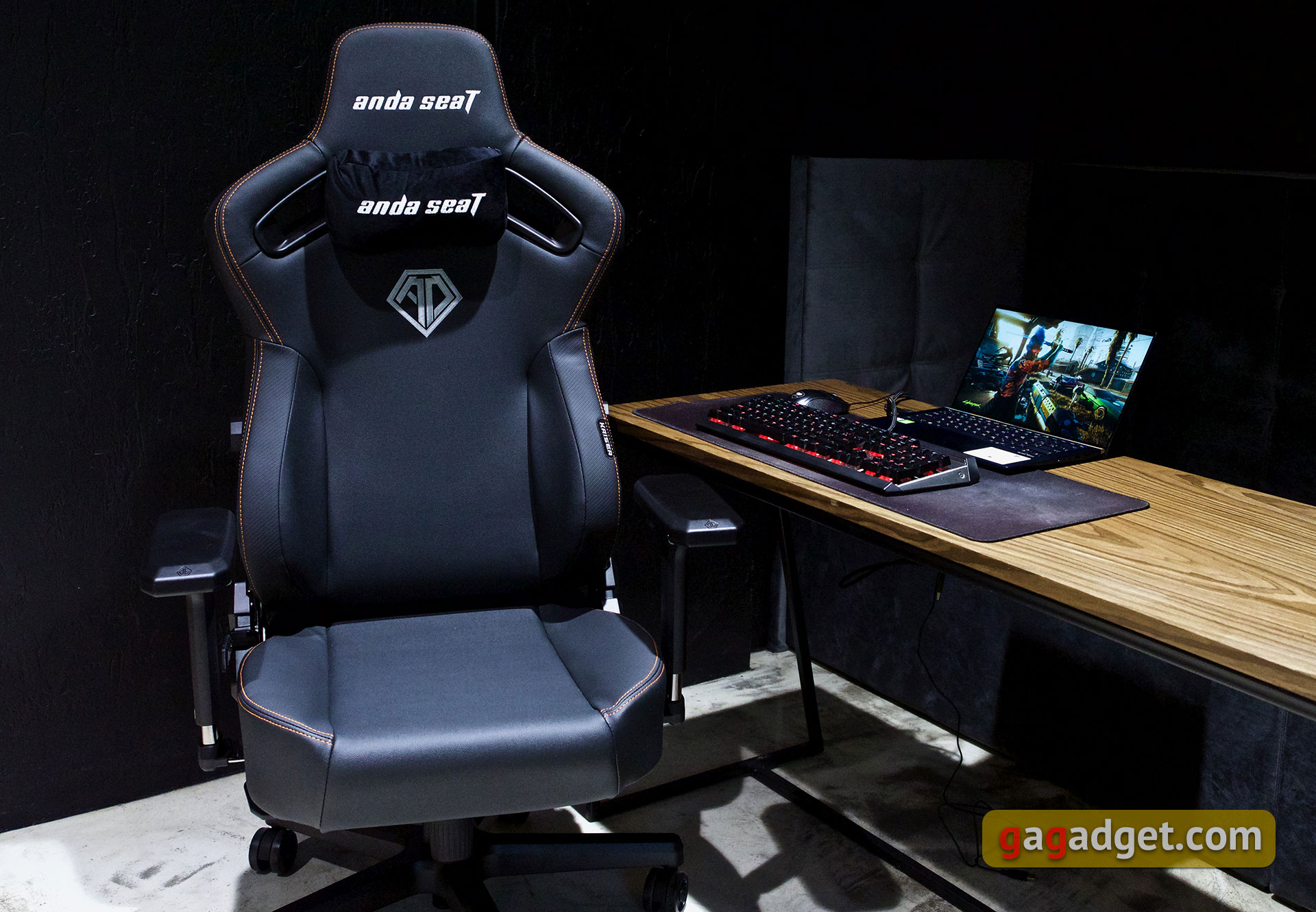 Thron zum Spielen: ein Test des Anda Seat Kaiser 3 XL-4 Thron zum Spielen: ein Test des Anda Seat Kaiser 3 XL-4