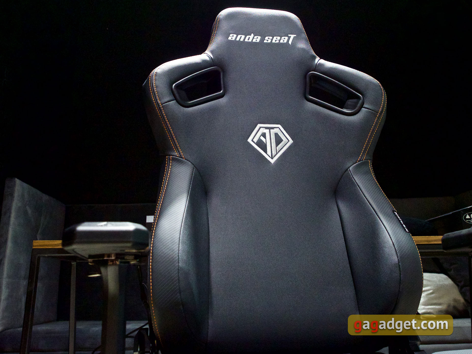 Thron zum Spielen: ein Test des Anda Seat Kaiser 3 XL-7 Thron zum Spielen: ein Test des Anda Seat Kaiser 3 XL-7