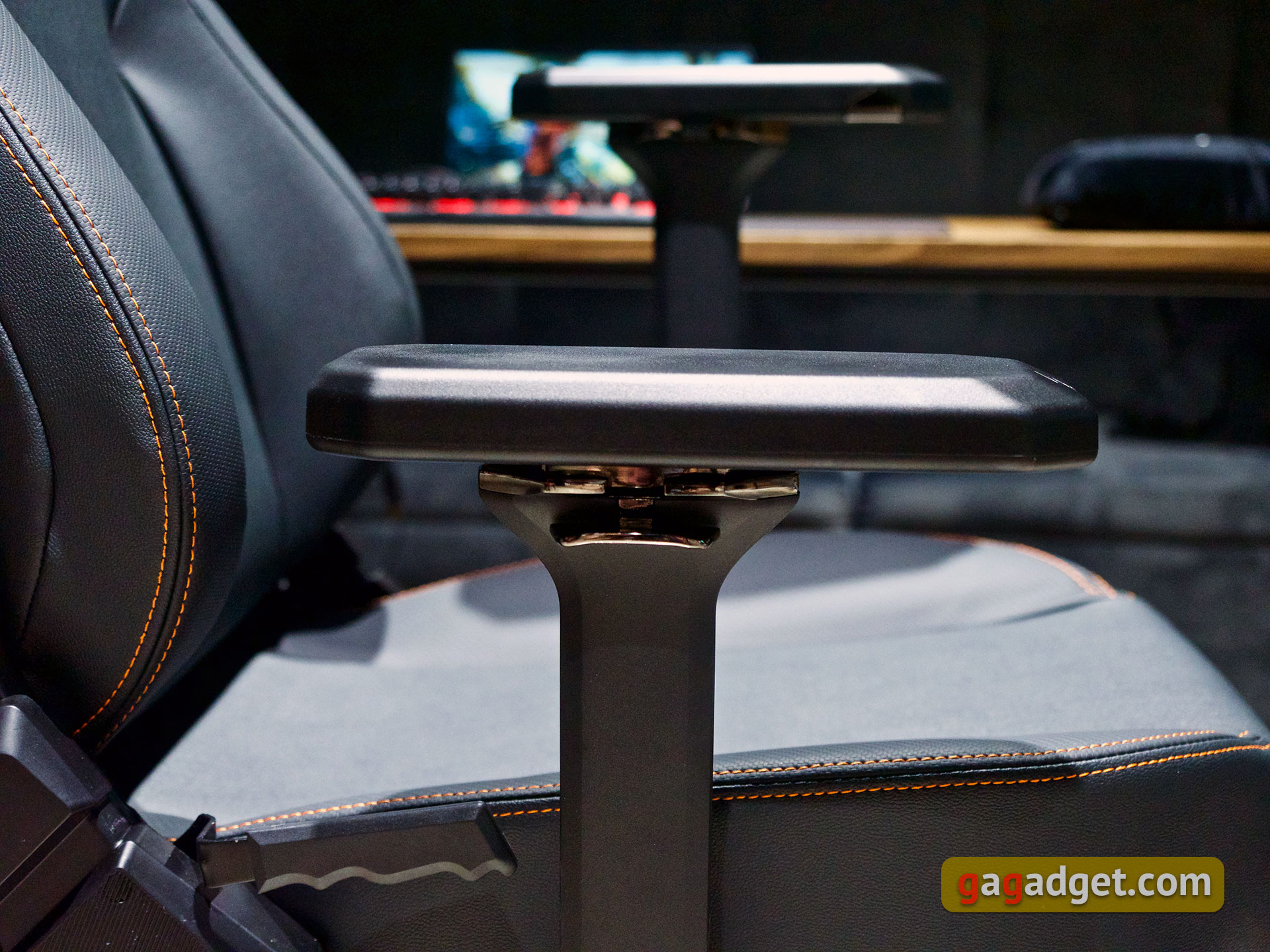 Thron zum Spielen: ein Test des Anda Seat Kaiser 3 XL-35 Thron zum Spielen: ein Test des Anda Seat Kaiser 3 XL-35
