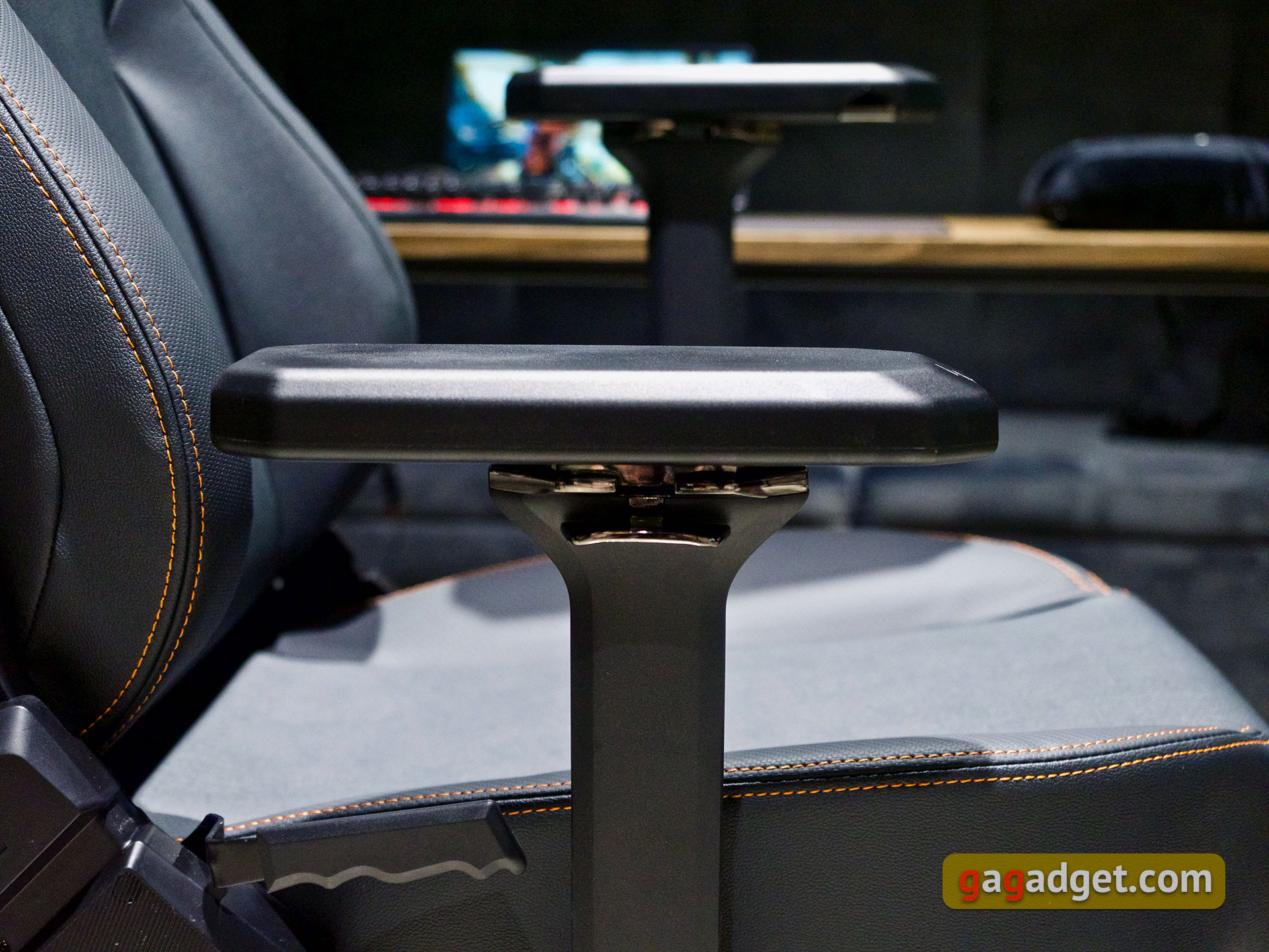 Thron zum Spielen: ein Test des Anda Seat Kaiser 3 XL-36 Thron zum Spielen: ein Test des Anda Seat Kaiser 3 XL-36