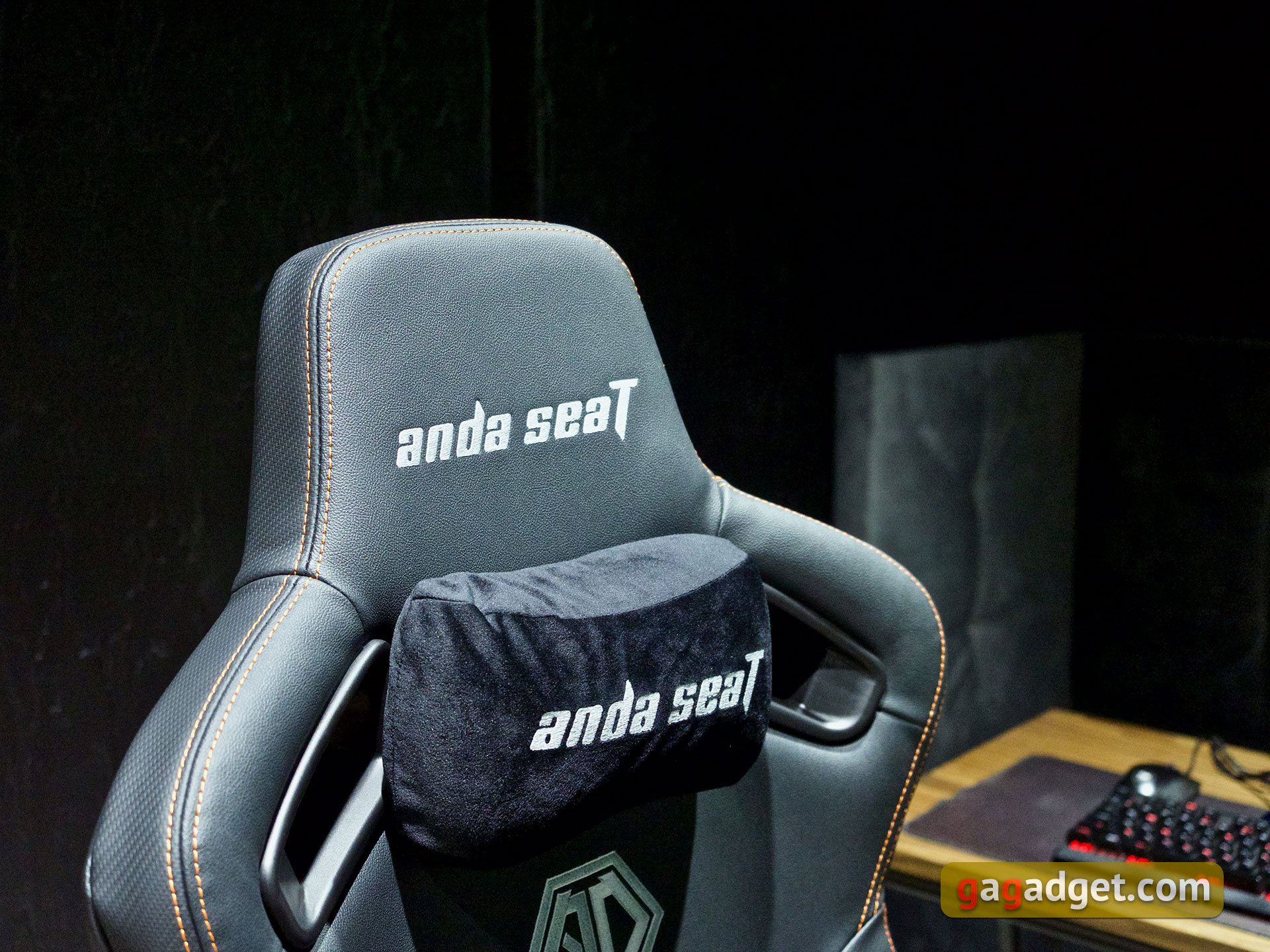 Thron zum Spielen: ein Test des Anda Seat Kaiser 3 XL-50 Thron zum Spielen: ein Test des Anda Seat Kaiser 3 XL-50