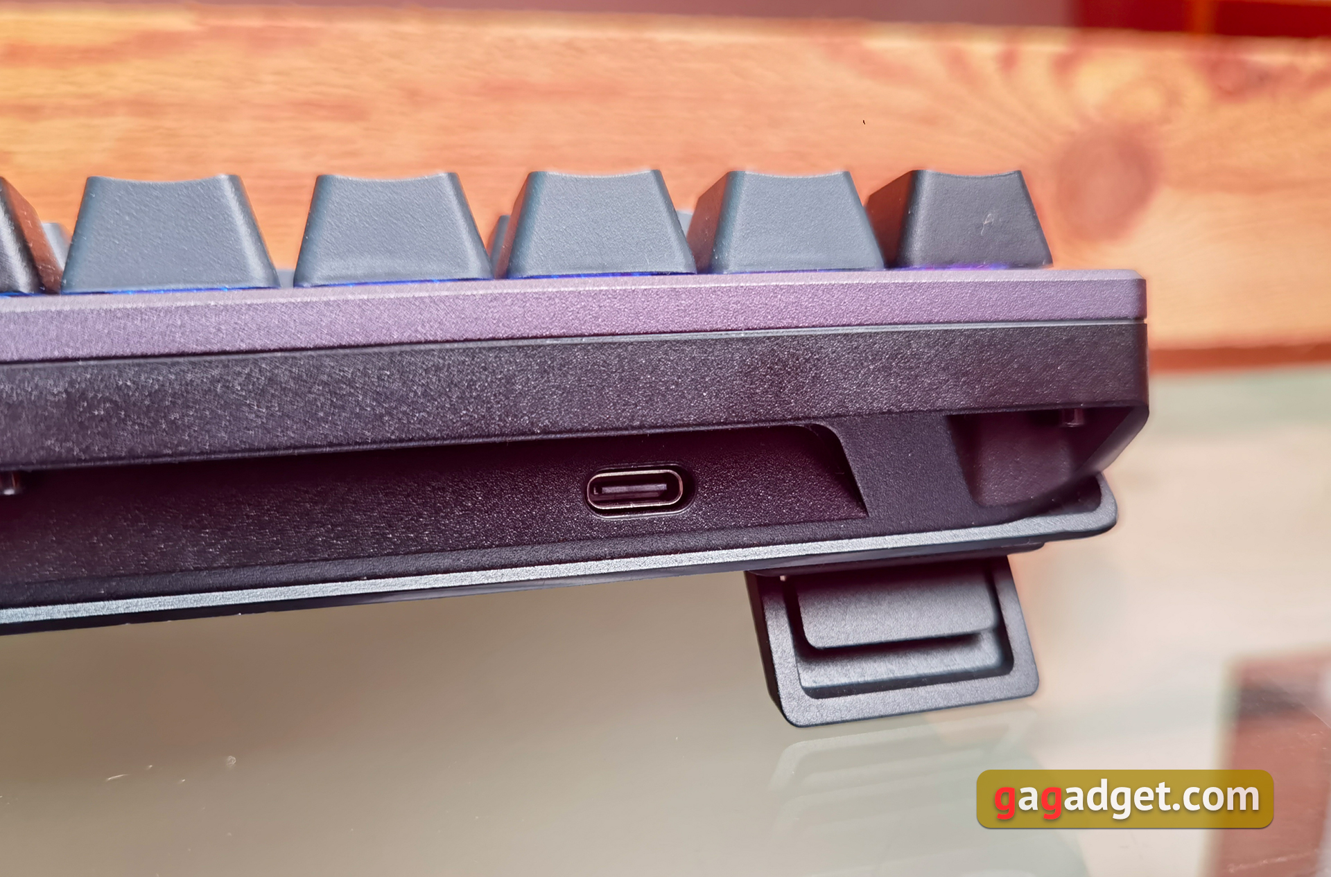 ASUS ROG Azoth im Test: eine kompromisslose mechanische Tastatur für Gamer, die man nicht erwarten würde-19 ASUS ROG Azoth im Test: eine kompromisslose mechanische Tastatur für Gamer, die man nicht erwarten würde-19